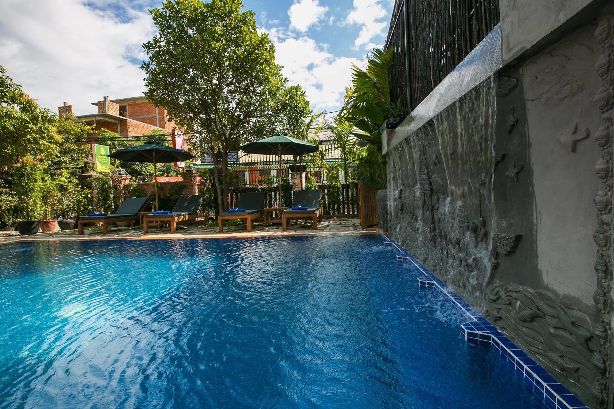 Friendly Angkor Boutique Hotel Siem Reap Exterior photo